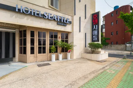 Muan Hotel Seattle Отели в г. Муана