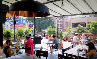 Noah Boutique Hostels Medellin