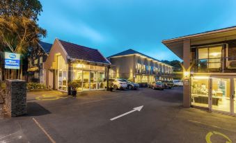 Best Western Newmarket Inn & Suites