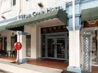 Four Chain View Hotel Hotels near HDB Geylang Branch