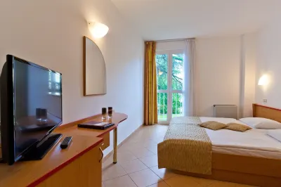 Villa Lovorka - Hotel Resort Dražica Hotels in der Nähe von Volsonis