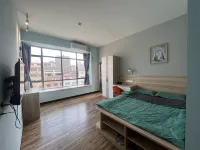 Xinfeng Qunli Homestay (Fengcheng Avenue Branch)