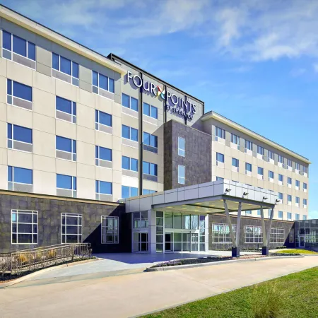 Four Points by Sheraton Houston InterContinental Airport Отели рядом с достопримечательностью «Торговый центр Greenspoint»