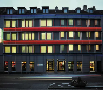 Ferrotel Duisburg - Partner of Sorat Hotels Hotels near Neudorfer Tor