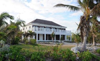 Alfred House 5 Bedroom Home