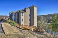 Condo in Lakefront Resort w/ Pool! Ozarks Getaway