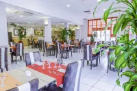 Kyriad Orange Centre