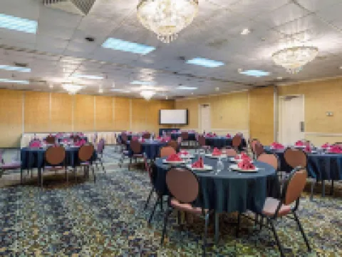 グリーンツリーホテル＆エクステンデッドステイI-10 FWYヒューストン、チャネルビュー、ベイタウン チャネルヴューのホテル