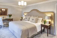 Matfen Hall Hotel, Golf & Spa - parking