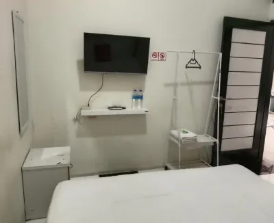 Kaoem Guesthouse Hotels in Nagrak