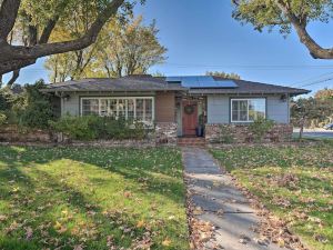 Spacious Wine Country Home 1 Mi to Downtown Lodi!