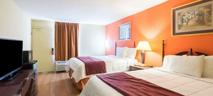 Econo Lodge Hotels in Decatur