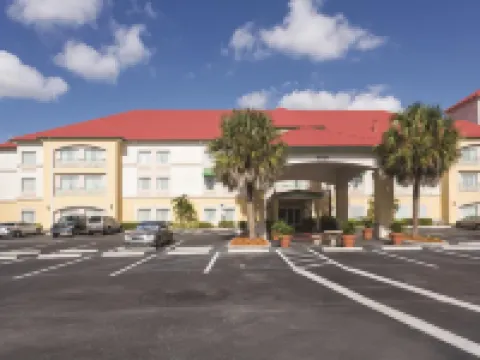 La Quinta Inn and Suites Fort Myers I-75