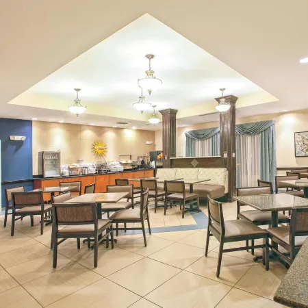 Spark by Hilton Plainfield Indianapolis Airport