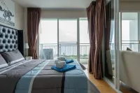 1702-Hua Hin Two Bedrooms Two Bathrooms with Panorama Sea View 17th Top Floor Hôtels à : 