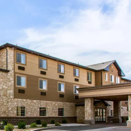 Comfort Inn Ballard-Roosevelt Отели в г. Винта Каунти