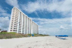 Radisson Suite Hotel Oceanfront