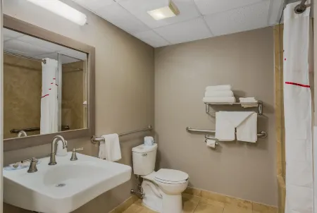 Red Roof Inn & Suites Vineland - Buena