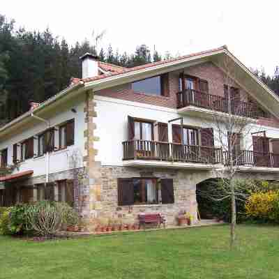 Urdaibai Hotel Exterior