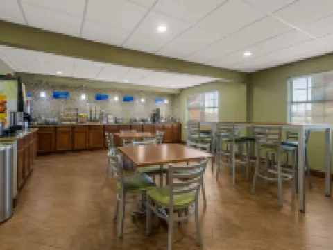 Best Western Temple Inn  Suites Hotels in Temple