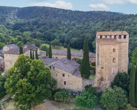 Torre 3 Hoteles en Sovicille