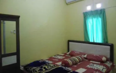 Rumah Charsy Homestay Hotels in Sungailiat