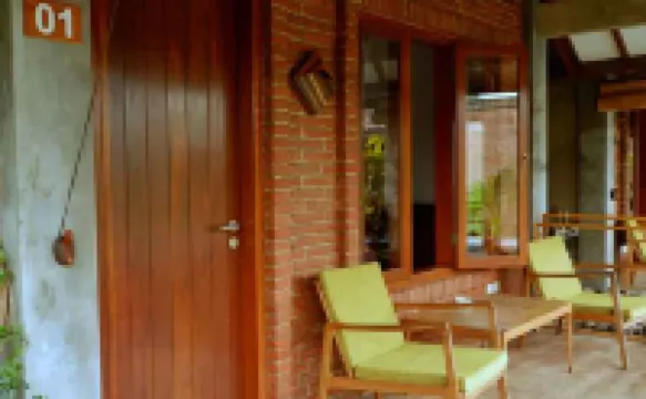 Rumah Bata Guest House