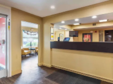 เอ็กซ์เทนเด็ดสเตย์ อเมริกา สวีทส์ บอสตัน มาร์ลโบโรห์ โรงแรมในมาร์ลเบรอ