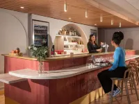 Ibis Golfe de Saint-Tropez - bar