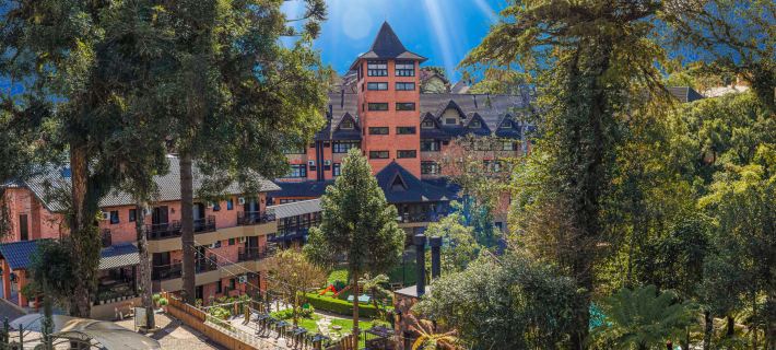 Hotel Recanto da Serra โรงแรมในกรามาโด้
