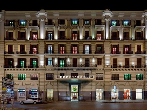 UNA HOTELS Napoli