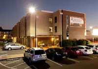 Wine Country Motor Inn - Motels