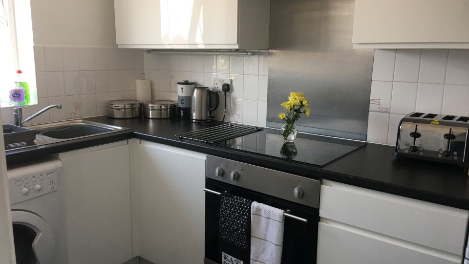 2 Bedroom Apartment St Neots Riverside Park Area