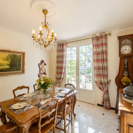 Le Clos Saint Emilie (Tennis & Piscine)