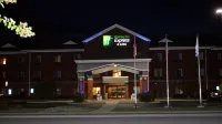Holiday Inn Express & Suites Suffolk Hotels in Suffolk