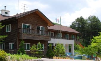 Chuncheon (Nami Island) Forest Glamping Pension