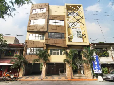 Oriental Zen Suites Hotels in Маніла