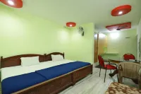 Arackal Tourist Home Hotels in Thrippunithura
