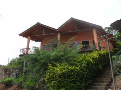 Tea Garden Holiday Inn Hotels in 