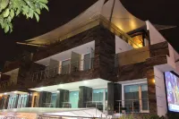 Zi One Luxury Hotel - Bintang 3
