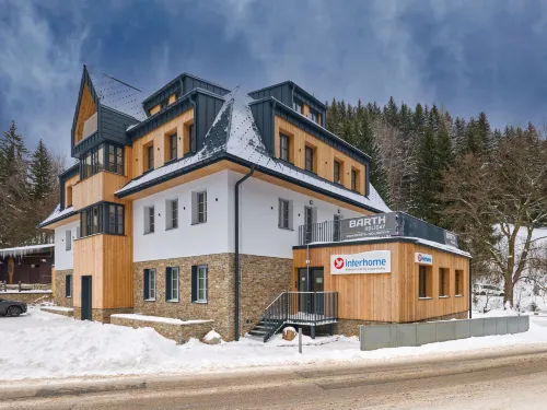 Maj Hotels in Mlade Buky