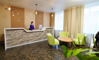 People Town Hotel