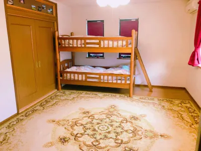 Eins Iga Hotels in Iga