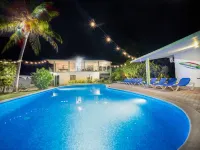 7Br Massive Villa in Sosúa - 2Mins from Nightlife! - Private Pools