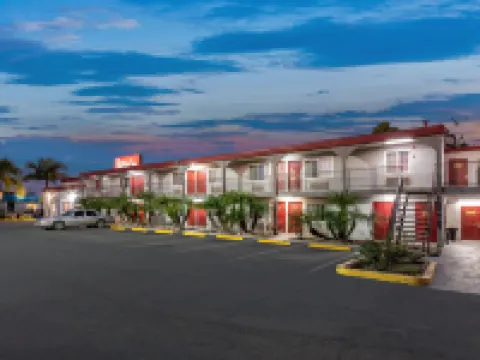 Red Roof Inn Los Angeles – Bellflower Hotels in Bellflower