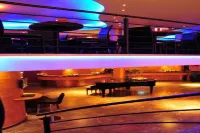 Hotel Santo - بار