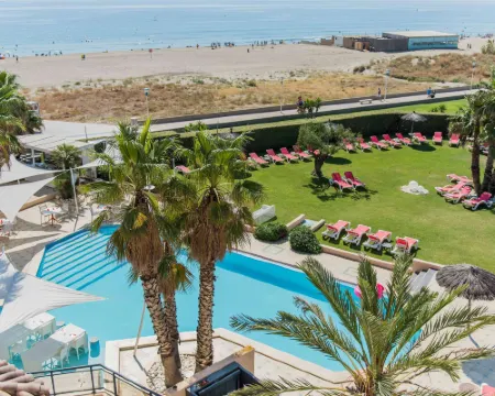 Grand Hôtel les Flamants Roses Thalasso & Spa Hotels in Canet-en-Roussillon