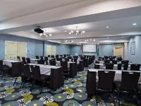 Oxford Suites Silverdale Hotels in Kitsap County