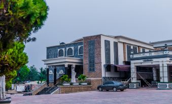 Gallani Suites Hotel