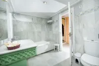 أبارتهوتل موناركو سلطان - شرفة